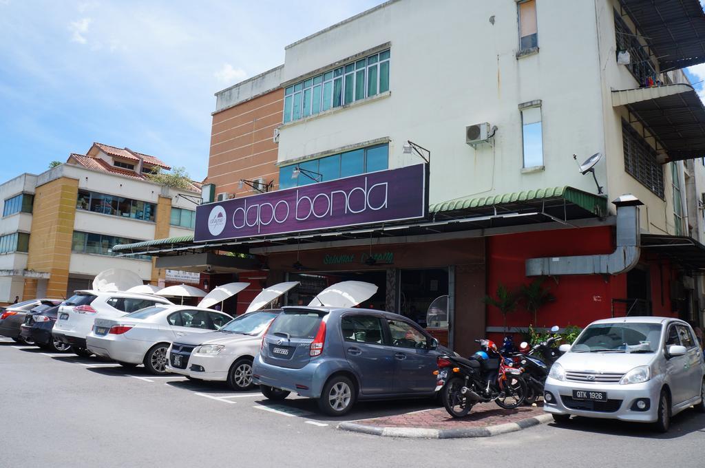 Greens Hotel & Suites Bintulu Exterior foto