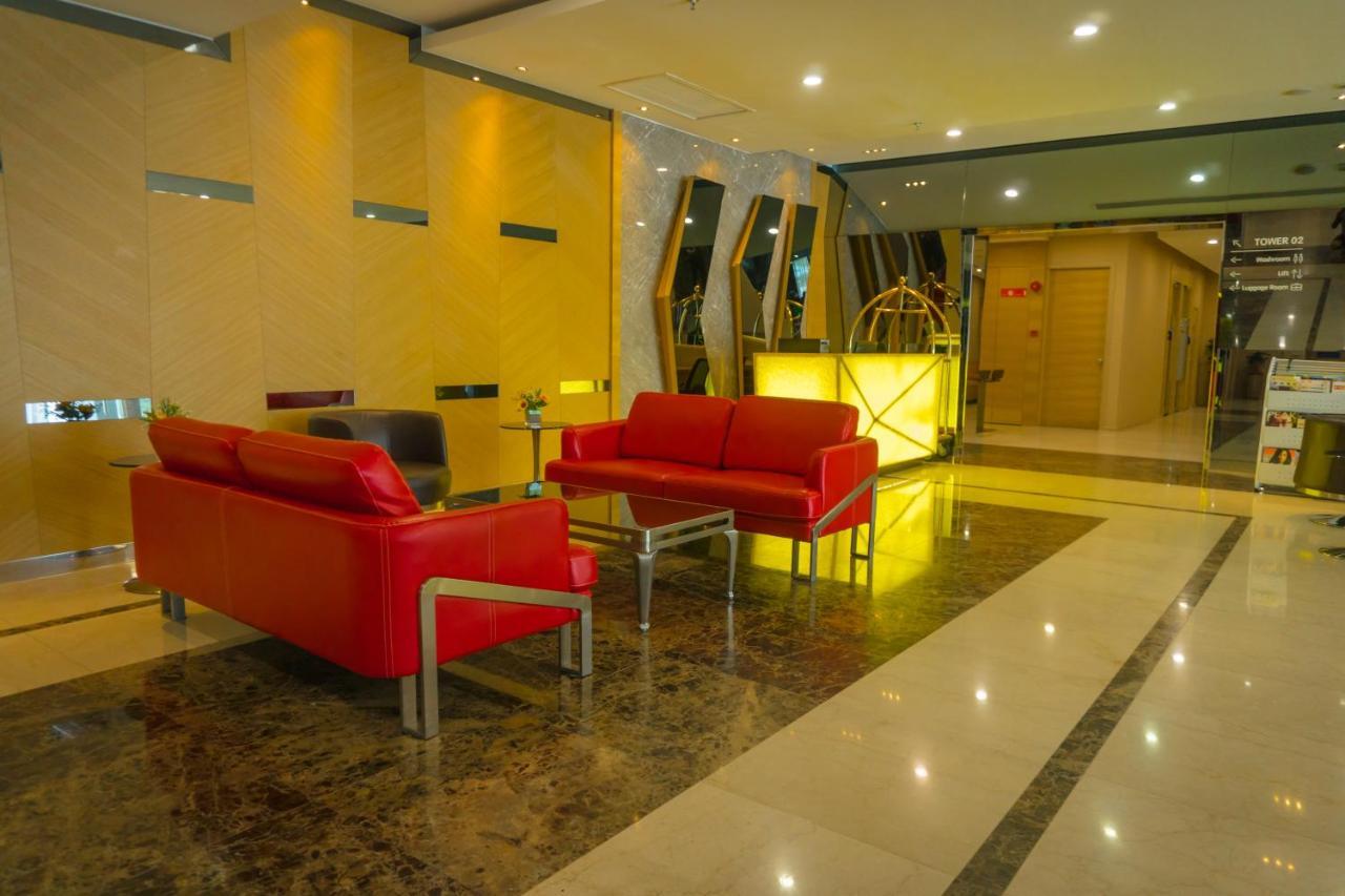 Greens Hotel & Suites Bintulu Exterior foto